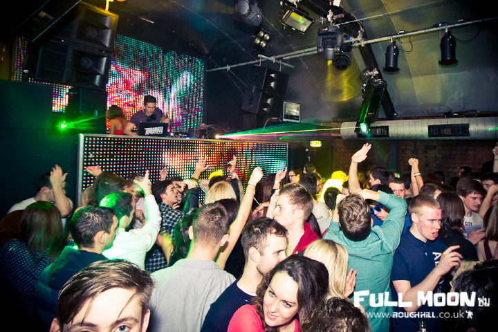 IMAGE: http://payload24.cargocollective.com/1/3/110609/2781851/09-02-2012-15_720.jpg