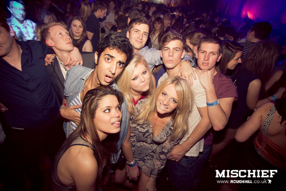 IMAGE: http://payload24.cargocollective.com/1/3/110609/2782504/08-02-2012-10_960.jpg