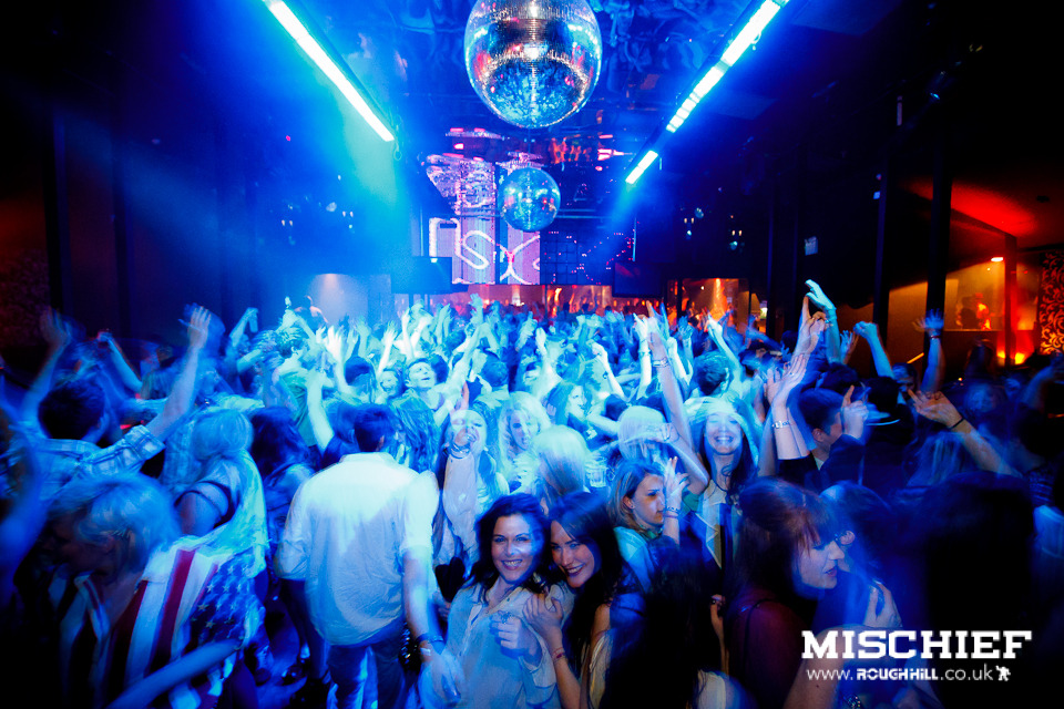 IMAGE: http://payload24.cargocollective.com/1/3/110609/2782504/08-02-2012-2_960.jpg